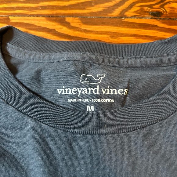 Vineyard Vines LS T-Shirt - Three Step Drop NWT - Picture 4 of 5